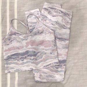 Beyond Yoga Marble Legging and Sports Bra Set